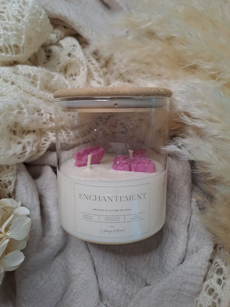 Grande bougie - Enchantement (Pivoine, pêche, rhubarbe)